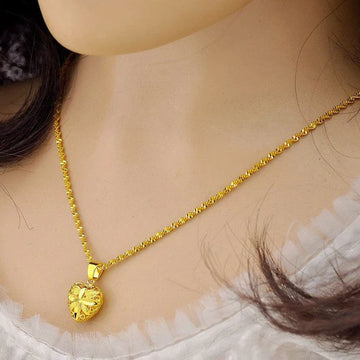 24K Gold Plated Heart Necklace – قلادة مطلية بالذهب 24 قيراط