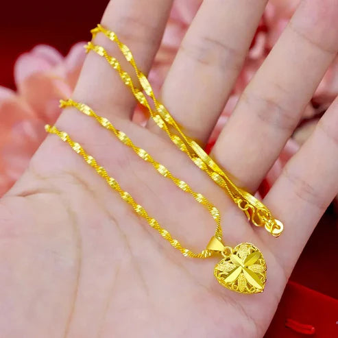 24K Gold Plated Heart Necklace – قلادة مطلية بالذهب 24 قيراط